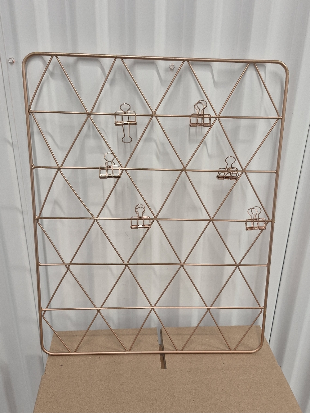 Rose Gold Tone Metal Grid Photo Note Holder Organizer Wall Decor Matching Clips - Picture 5 of 8